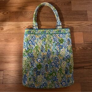 Vera Bradley Classic Quilted Tote English Meadow RETIRED VINTAGE PATTERN